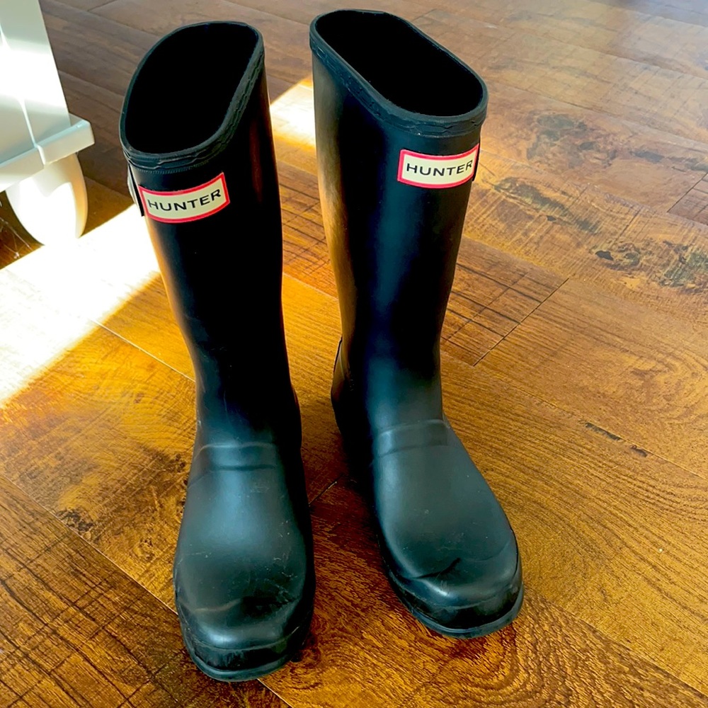 Girls Hunter boots size 4